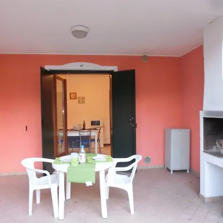 Διαμέρισμα Lovely Flat With Swimming Pool And Ac Μπιμπιόνε