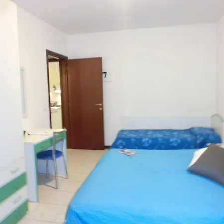 Διαμέρισμα Lovely Flat With Swimming Pool And Ac *